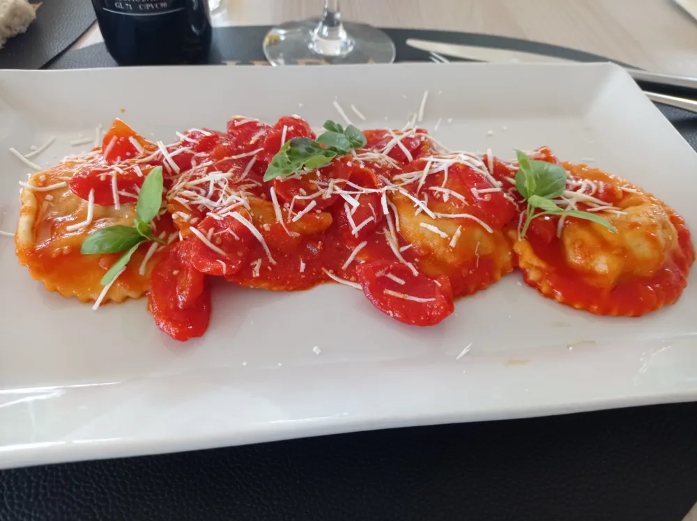 Ravioli della nonna al Ristorante Heraion di Novi Velia Ravioli della nonna al Ristorante Heraion di Novi Velia